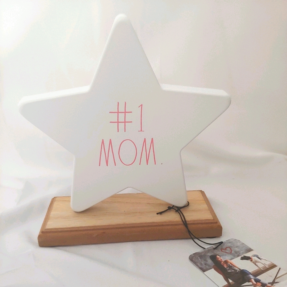 🔴 Rae Dunn #1 Mom Sign